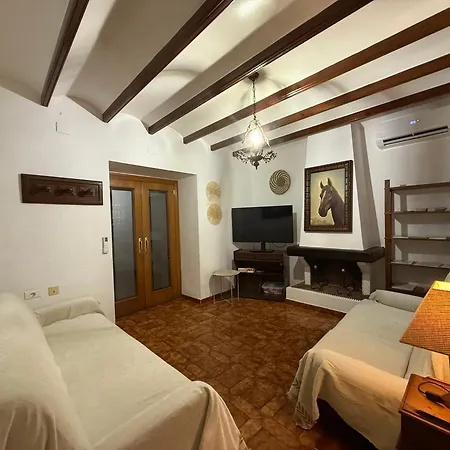 Tatil Evi A R Benjamin Artana