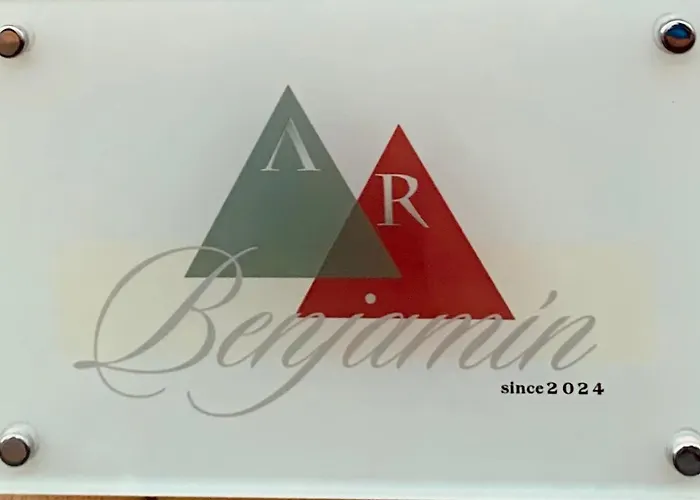 A R Benjamin Дом отдыха