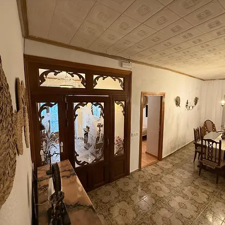 A R Benjamin * Artana