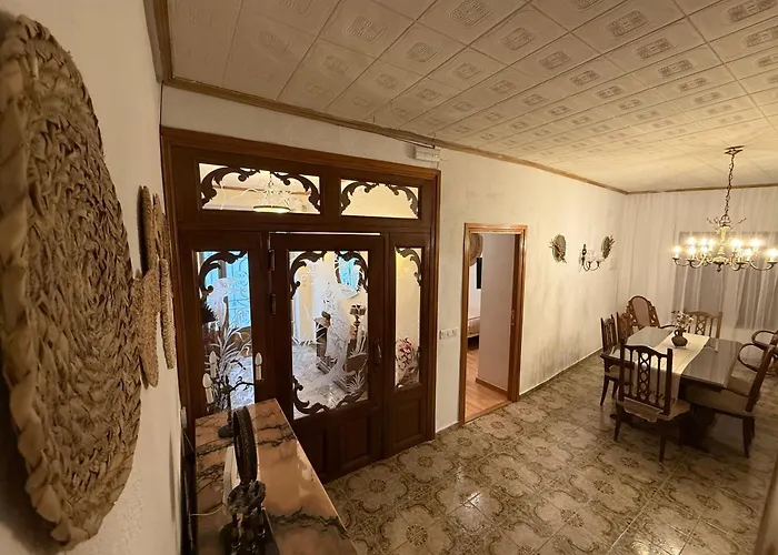 A R Benjamin * Artana