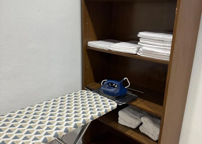 A R Benjamin Feriehus *