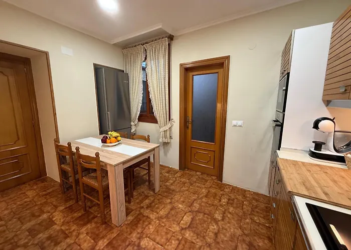 A R Benjamin Feriehus