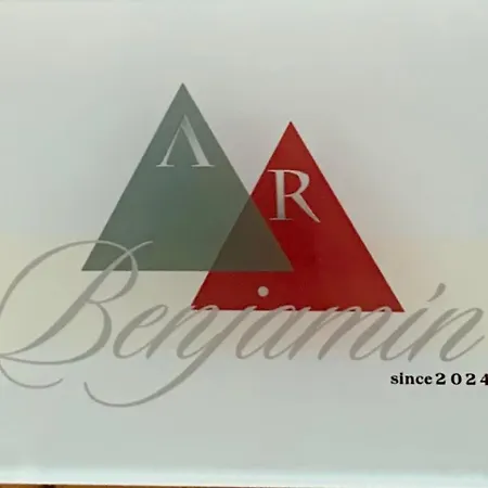 A R Benjamin Dom wakacyjny